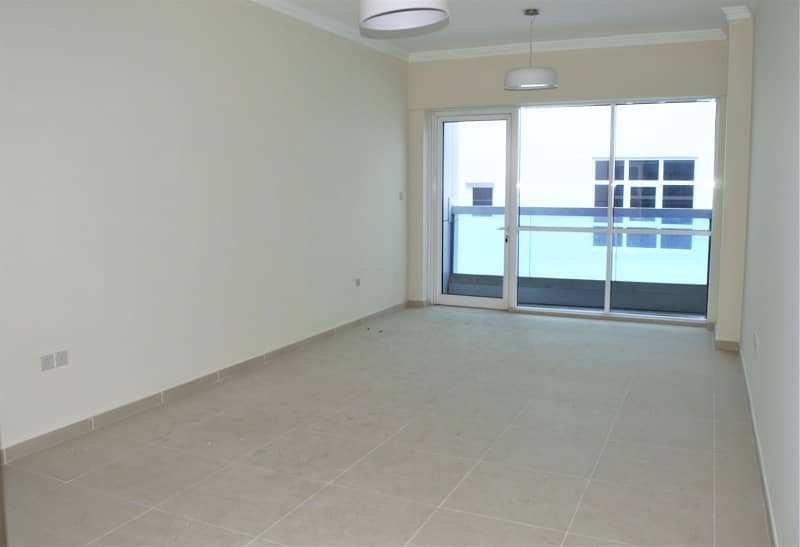 Modern One Bedroom apartment in Karama for rent !!!!