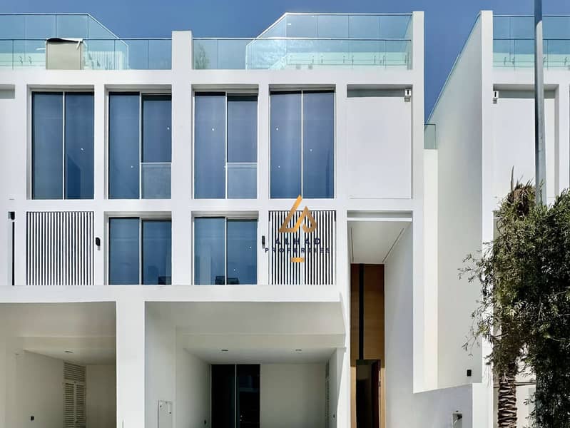 Prime | Luxurious Lifestyle | Private Pool - Image 2