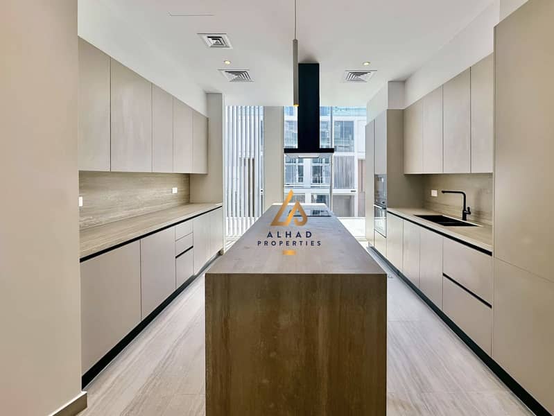 Prime | Luxurious Lifestyle | Private Pool - Image 10