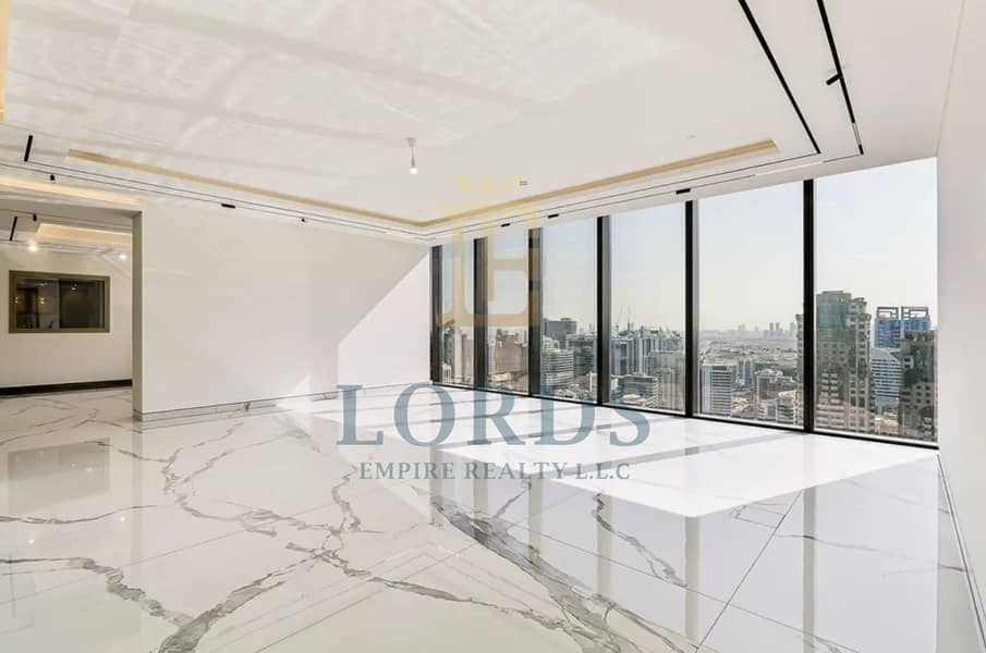 Luxury Penthouse I Dubai Skyline Views I Modern Layout I - Image 2