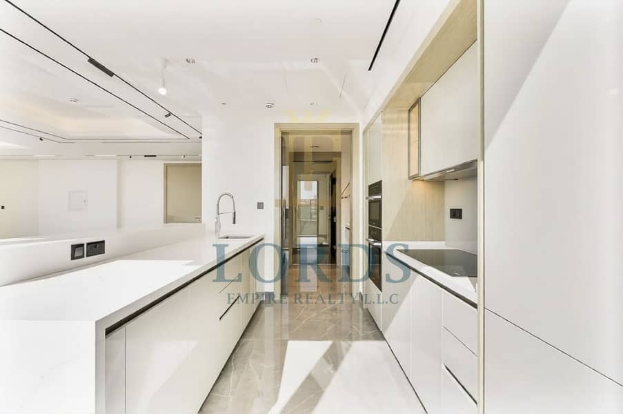 Luxury Penthouse I Dubai Skyline Views I Modern Layout I - Image 6