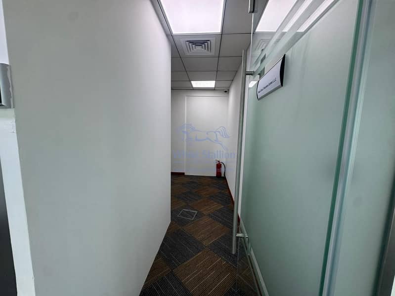 12 fcd84b31-3314-404f-bbac-0474b4e5a375. jpg