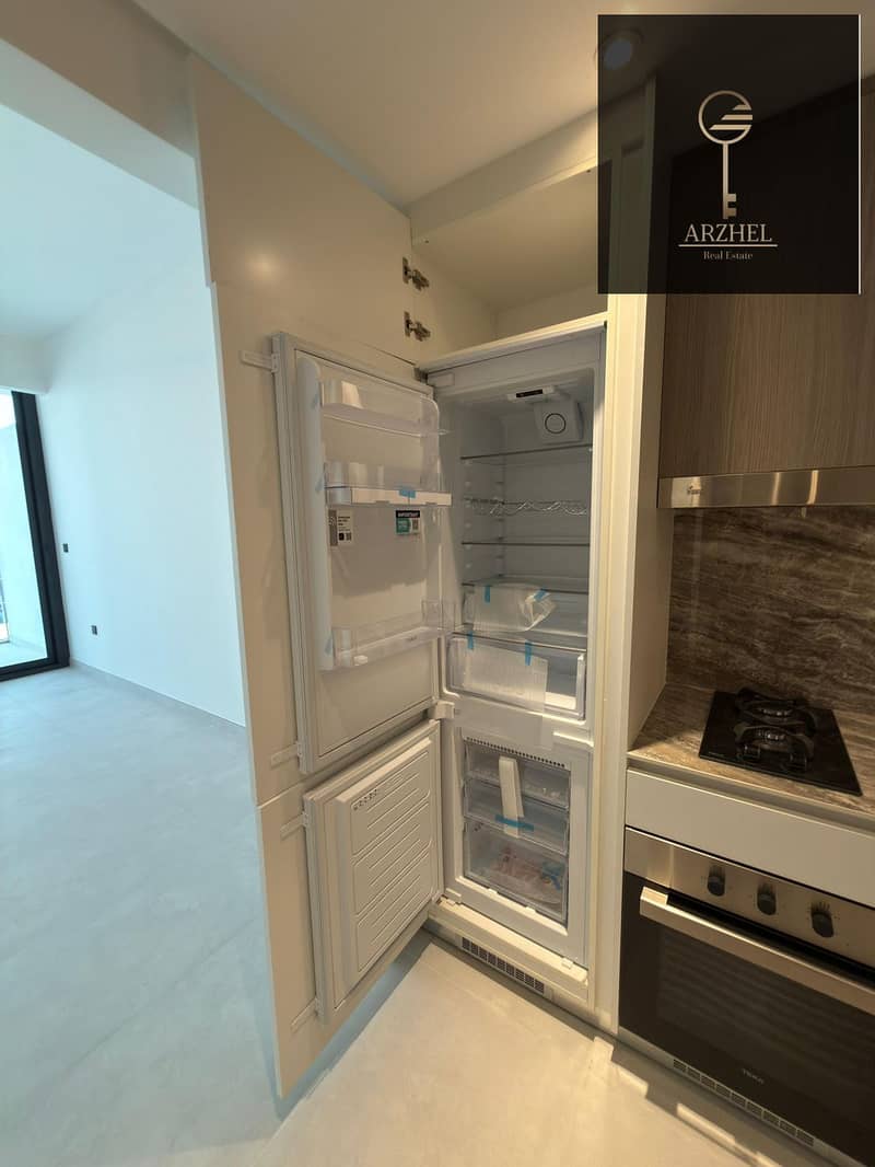 ELEGANT STUDIO | UNFURNISHED | PRIME LOCATION - Image 4