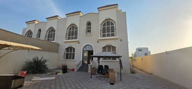 فیلا في حوشي 3 غرف 155000 درهم - 14273706