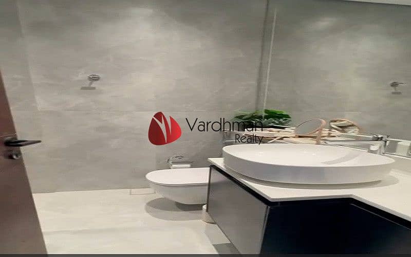 PREMIUM FURNISHING | HIGH ROI | PRIME LOCATION - Image 14