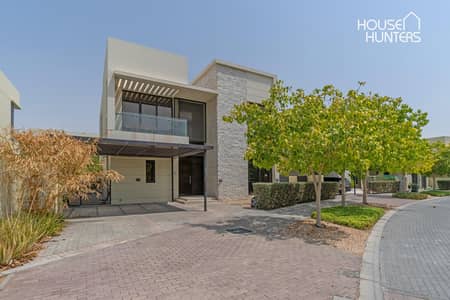 5 Bedroom Villa for Rent in DAMAC Hills, Dubai - Opposite Pool and Park | 5 Bed | 1 Month Free Rent