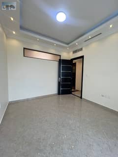 سكن عائلي متكامل في قلب الروضة 3 بعجمان شقة غرفتين وصالة بموقع استراتيجي من دبي والشارقة بسعر تنافسي وخطة سداد مرنة مع باركن خاص