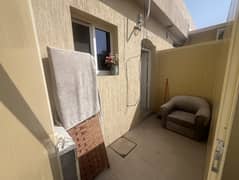 للايجار غرفه وصاله بالظيت الشمالي خلف فندق الدار