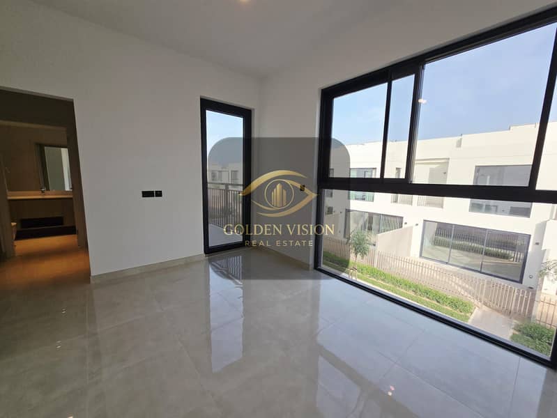 North Island - 3BR + Maid - Ready to Move - Prime location - Image 12