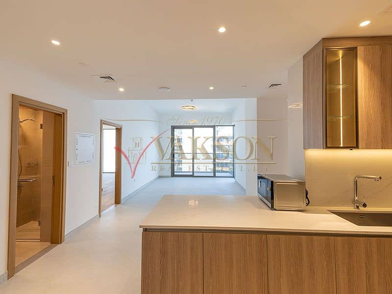 Brand New | Sea View | Maid Room | Bur Dubai - Image 9