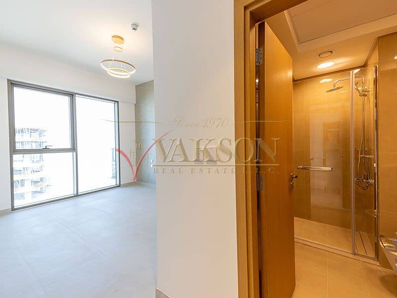 Brand New | Sea View | Maid Room | Bur Dubai - Image 11