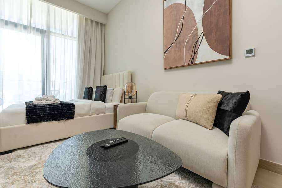 8 sitting area1. jpg