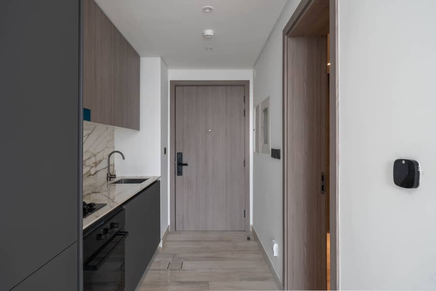 5 706, Oxford Gardens. jpg