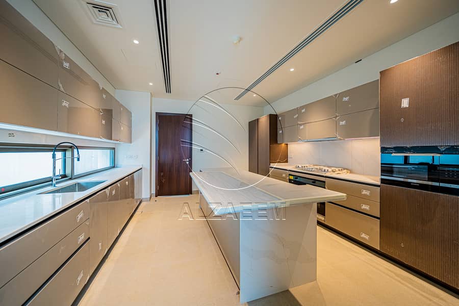 √VACANT Exclusive V-5 SELECT | Partial Sea View√ - Image 12