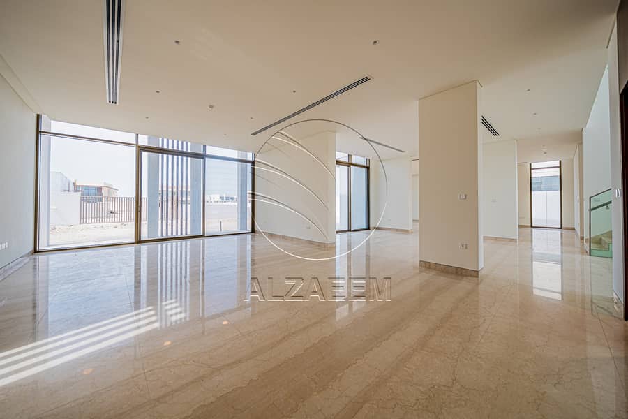 √VACANT Exclusive V-5 SELECT | Partial Sea View√ - Image 13