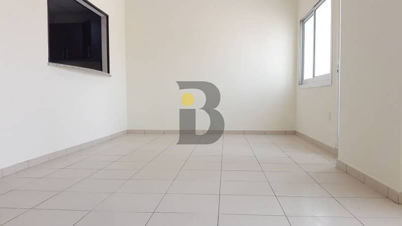 SPACIOUS FOR SALE IN QUEUE POINT - MAZAYA