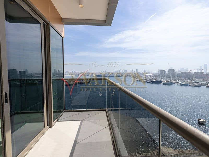 Brand New | Sea View & Burj Khalifa View | Bur Dubai - Image 8
