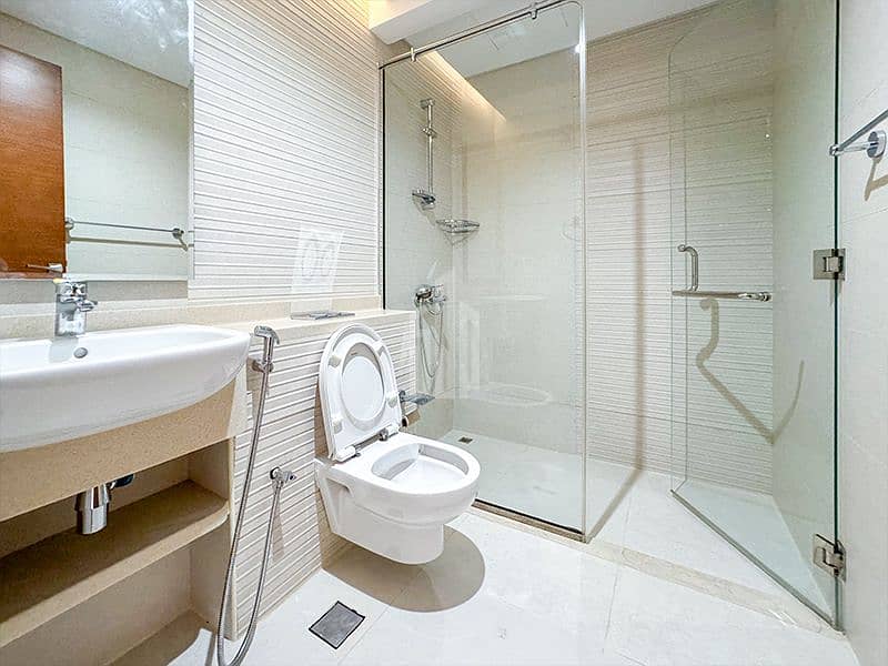 16 rest room 2. jpg