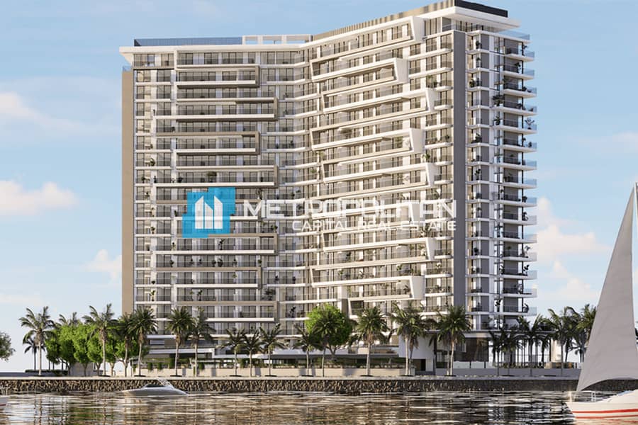 Sea View | Studio w/ Balcony | Beachfront Living - Image 12