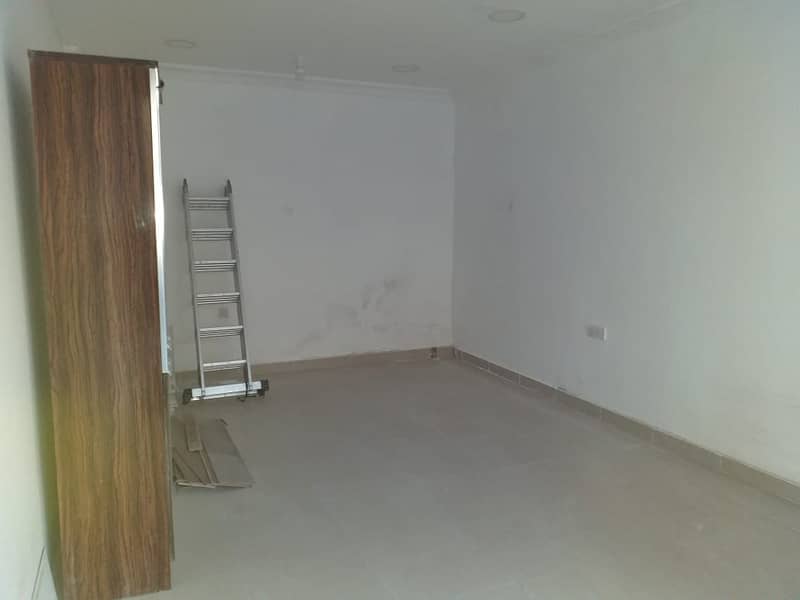 Shop for rent location Nuaimiya 1, price 18k/ yr, Payment in  4cheques