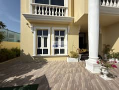 BIG SIZE 5+M+S, SINGLE ROW, POOL & GARDEN, LIFT, LUXURY, LARGE PLOT, DISTRICT 6