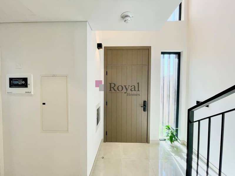 Brand New Smart 3BR + Maid | Next to Pool & Beach | 1 Year Free Maintenance - Image 21