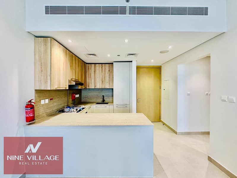 Corner Unit with Terrace | Pool View | Top Floor - Image 8