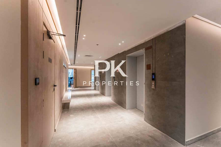 Exclusive | READY | Vacant - Image 35