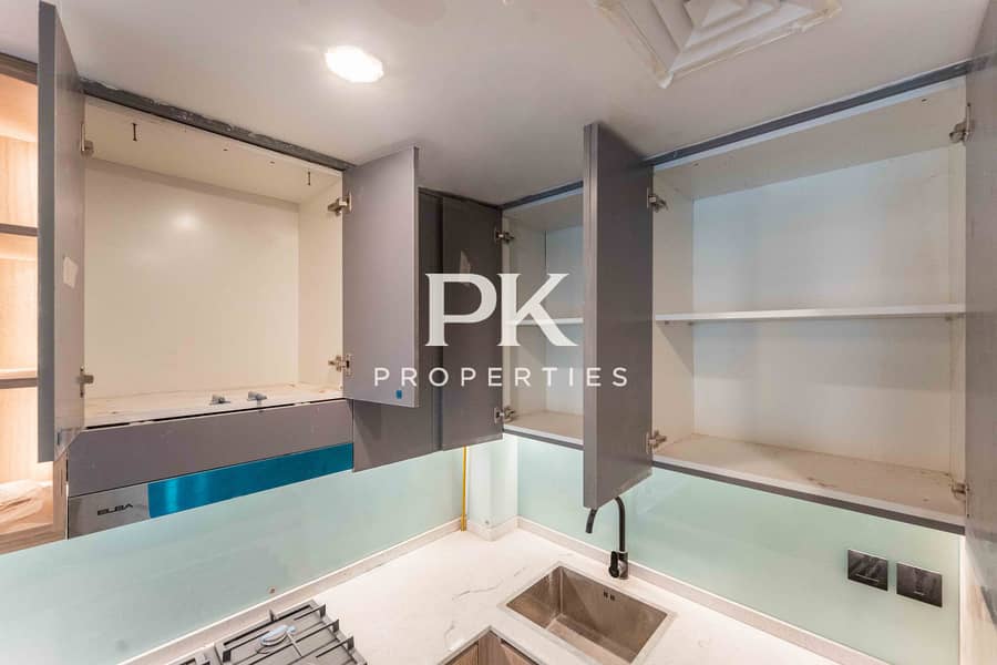 Exclusive | READY | Vacant - Image 6