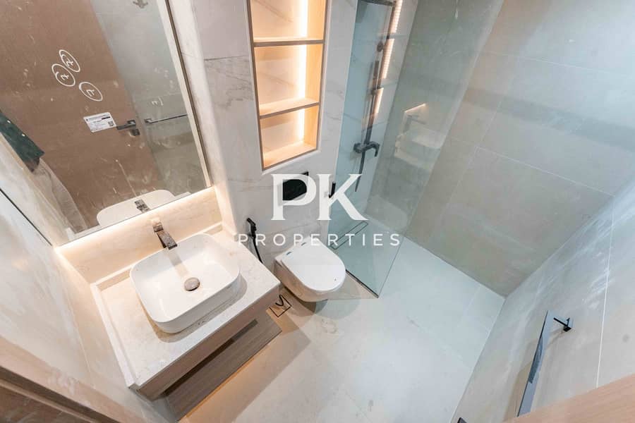 Exclusive | READY | Vacant - Image 28