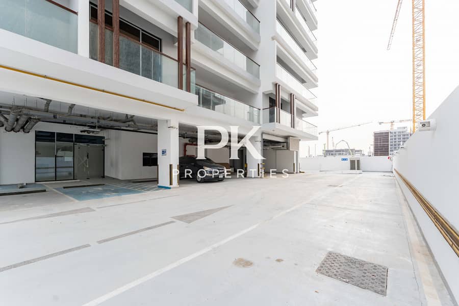 Exclusive | READY | Vacant - Image 41