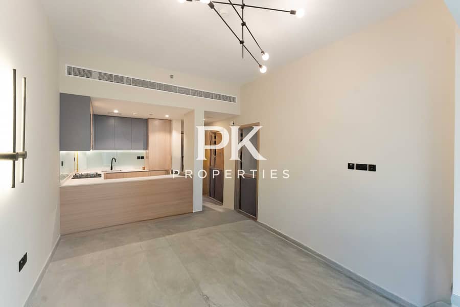 Exclusive | READY | Vacant - Image 8