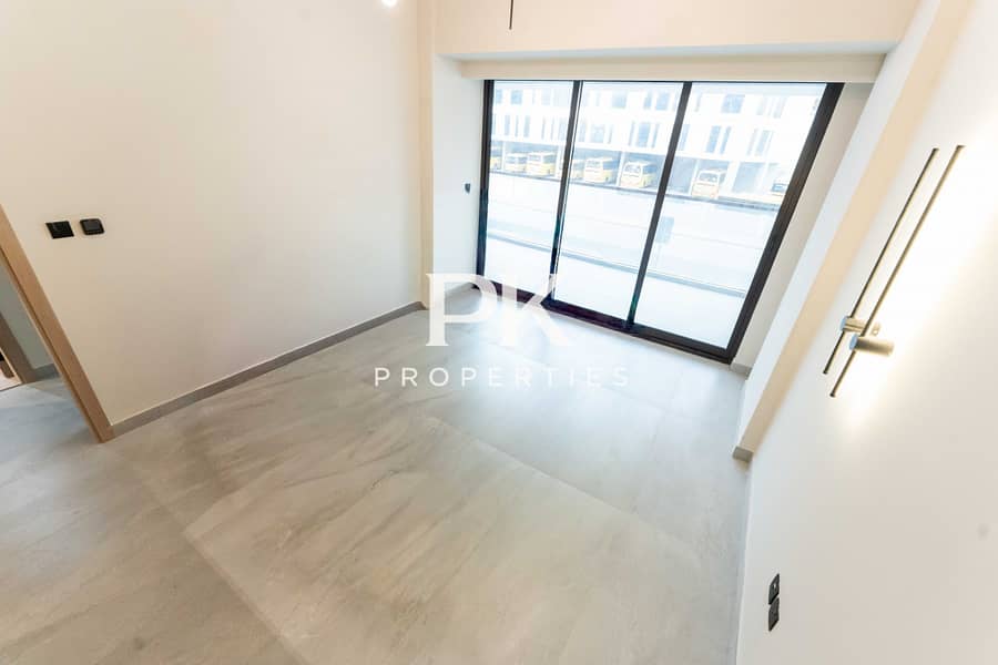 Exclusive | READY | Vacant - Image 18