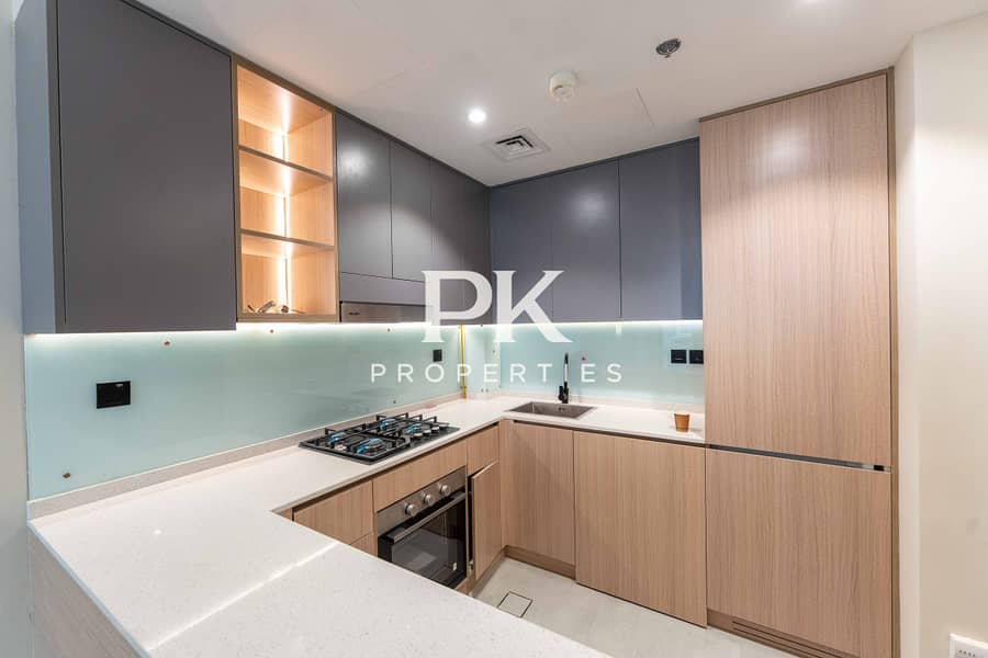 Exclusive | READY | Vacant - Image 3