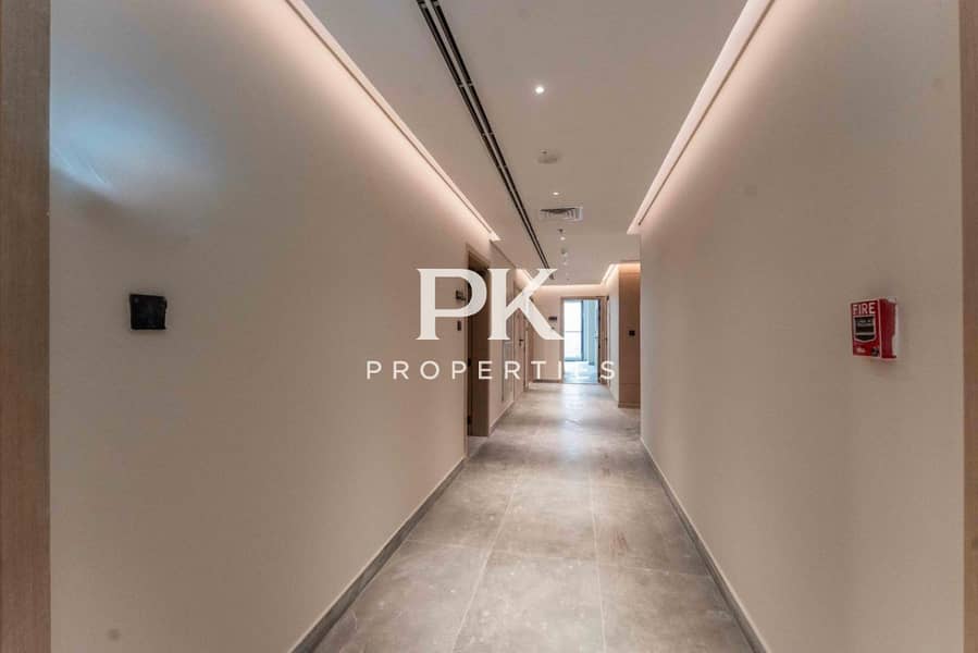 Exclusive | READY | Vacant - Image 36