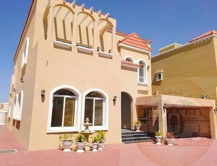 Villa for sale central air conditioning and personal finishing close to all services