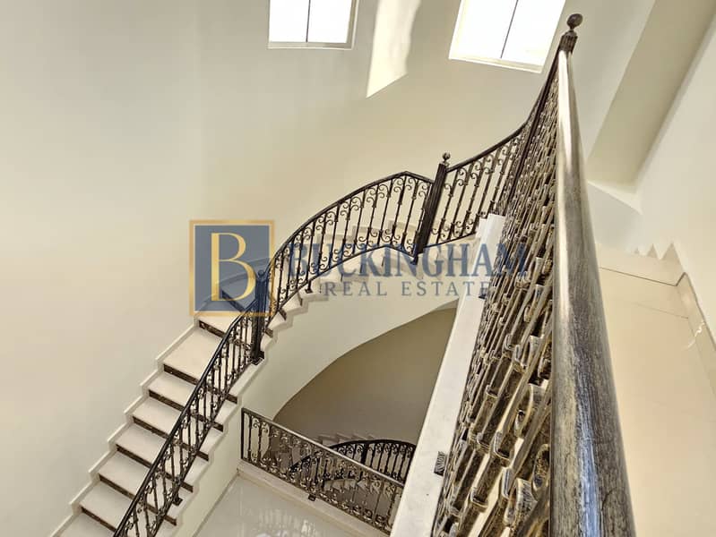 23 WhatsApp Image 2026-02-13 at 09.54. 56 (1). jpeg