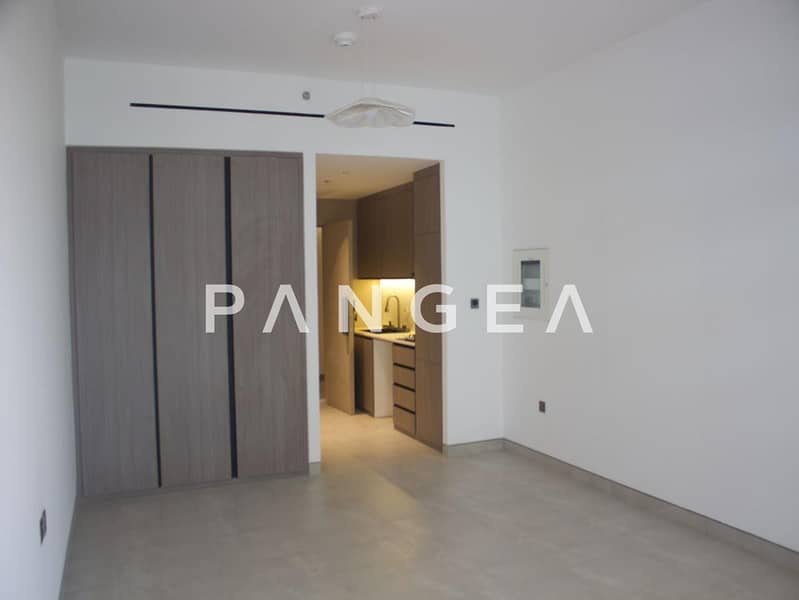 Up to 6 Cheques | Ready Soon | Middle Floor - Image 2