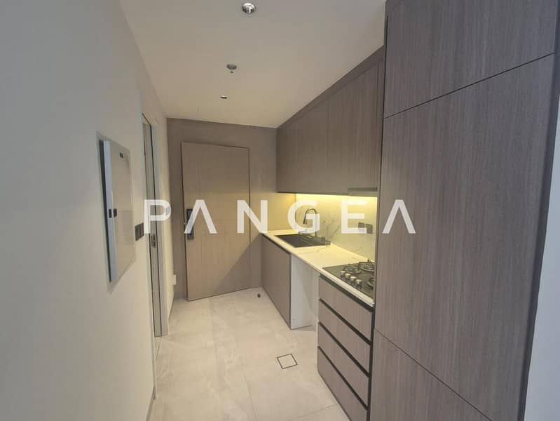 Up to 6 Cheques | Ready Soon | Middle Floor - Image 3