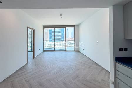 1 habitación Apartamento para en Alquiler en Business Bay, Dubai - Apartamento en Business Bay，Peninsula，Peninsula Three, 1 dormitorio, 110000 AED - 14291639