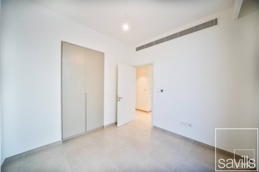 Single Row | Brand new | Vacant - Image 9