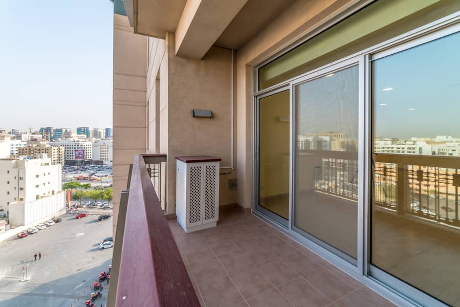 14 Al Ghurair Center 824-7. jpg