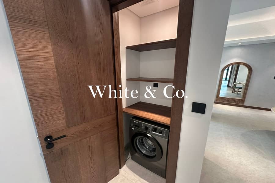 Corner Unit | Spacious Living | Great Spec - Image 4