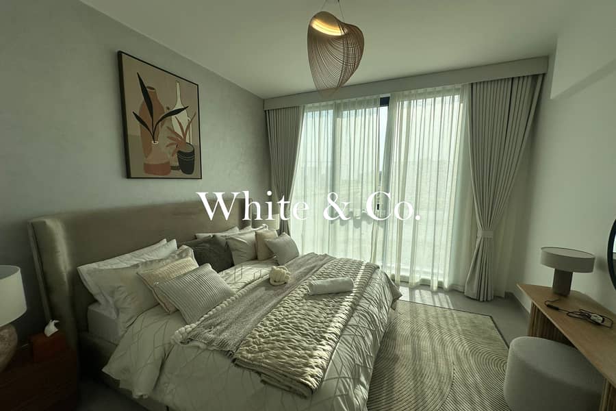 Corner Unit | Spacious Living | Great Spec - Image 9