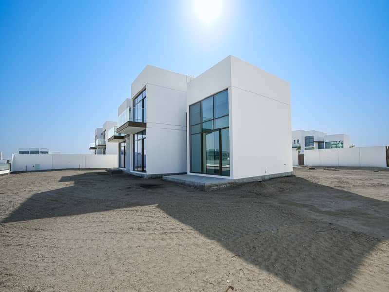 Waterfront Villa | Brand New | Ready to Move In - Image 4