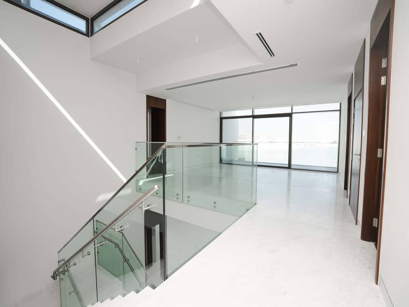 Waterfront Villa | Brand New | Ready to Move In - Image 9