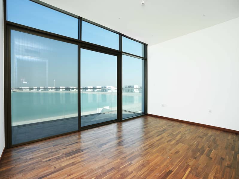 Waterfront Villa | Brand New | Ready to Move In - Image 12