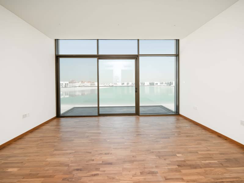 Waterfront Villa | Brand New | Ready to Move In - Image 16