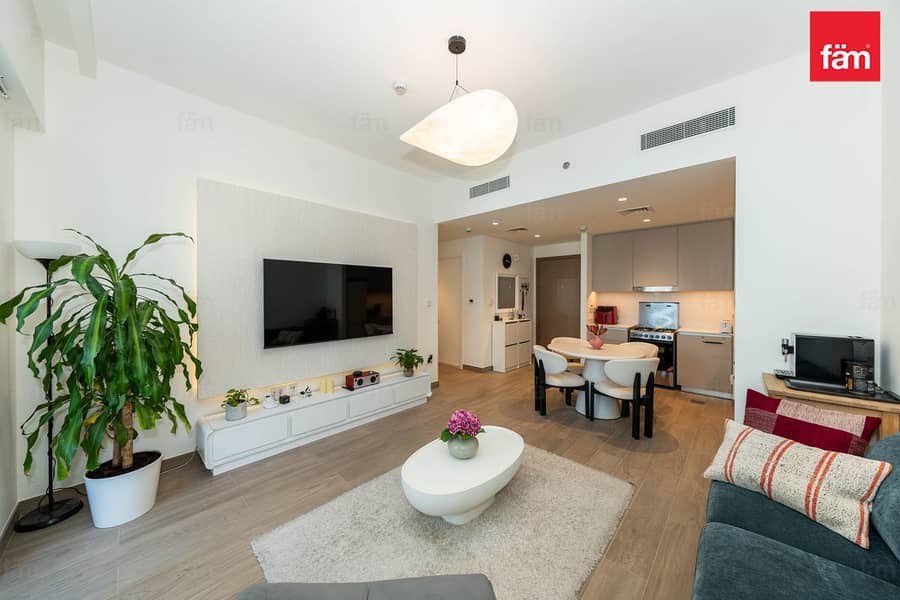 Fully Furnished | Pool View | High Floor Fully Furnished | Pool View | High Floor