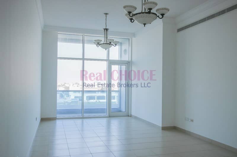 Chiller Free Spacious 2BR Apartment | High Floor